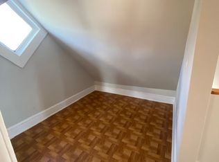 561 Walnut St, Elizabeth, NJ 07201