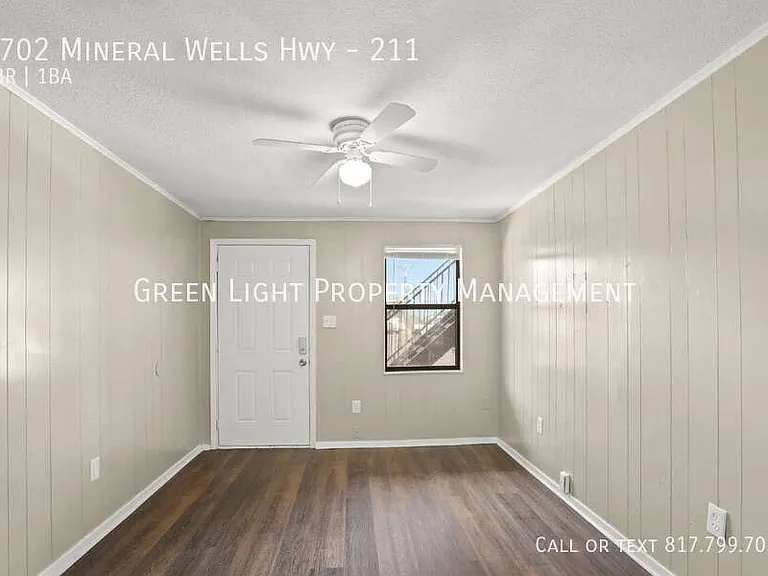 1702 Mineral Wells Hwy #211 — Photo 4