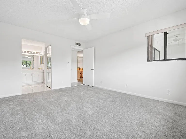 15450 Pembridge Ave E #192 — Photo 17