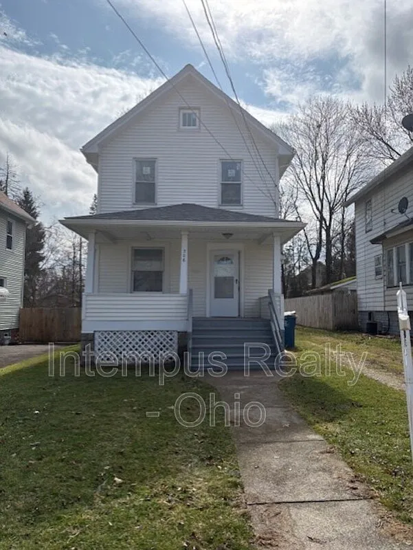 306 Maplewood Ave photo 1