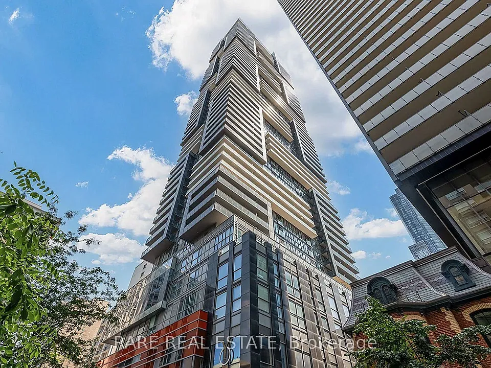 7 Grenville St #6111