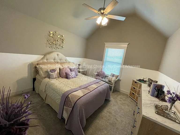 1020 Trestle Ln — Photo 22
