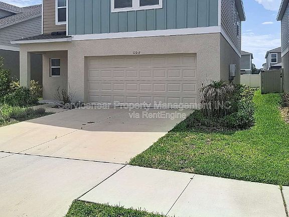 4th image of 12937 Camarillo Pl