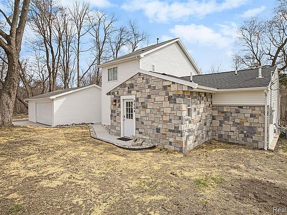 4th image of 9664 Log Cabin Trl
