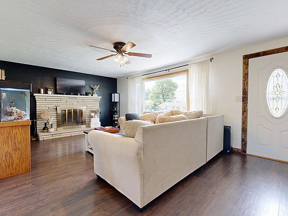 5th image of 1400 Silver Ln