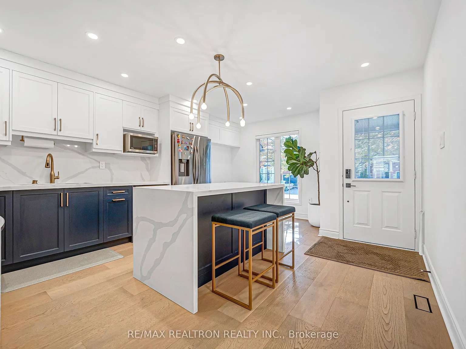 3 bed, $3,450 — Photo 4