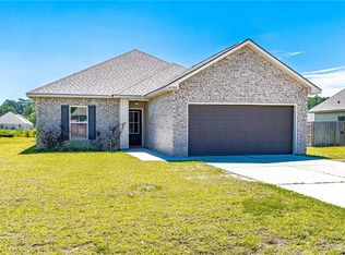 41702 Shallow Bend Dr, Ponchatoula, LA 70454