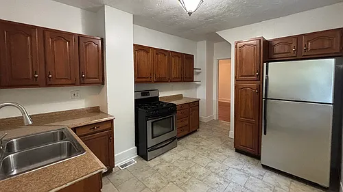 98 Sterrett St #1 Photo 1
