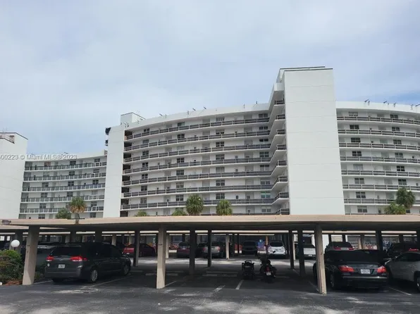 2731 NE 14th Street Cswy APT 509, Pompano Beach, FL 33062