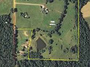 5372 Briarwood Rd, Karnak, IL 62956