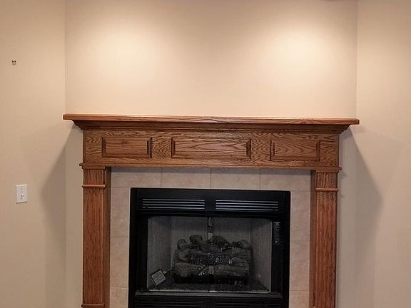 4th image of 207 Windsor Garden Dr
