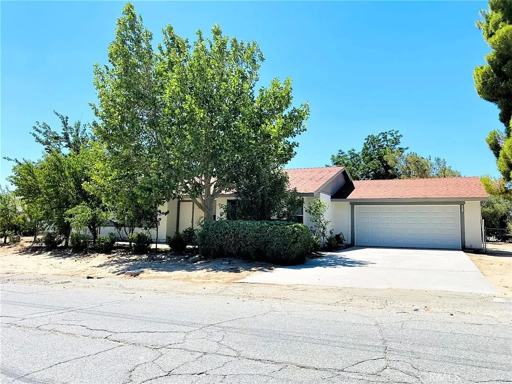 3 bed, 1664 sqft, $2,500 — Photo 1