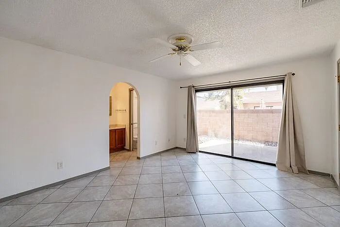 2434 N Palo Hacha Dr — Photo 23