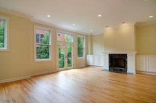 1st image of 433 N Canal St #Th