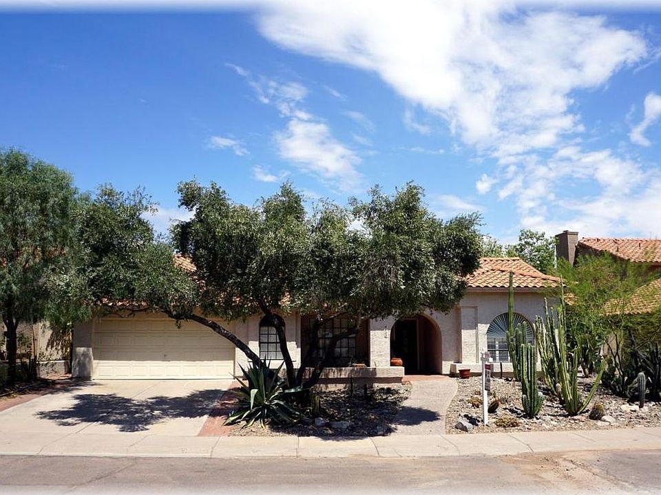 1st image of 4022 E Thistle Landing Dr