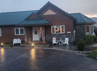 418 Summer Pl S, Desert Aire, WA 99349