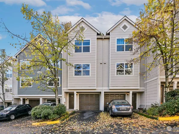 3116 164th Street SW #407, Lynnwood, WA 98087