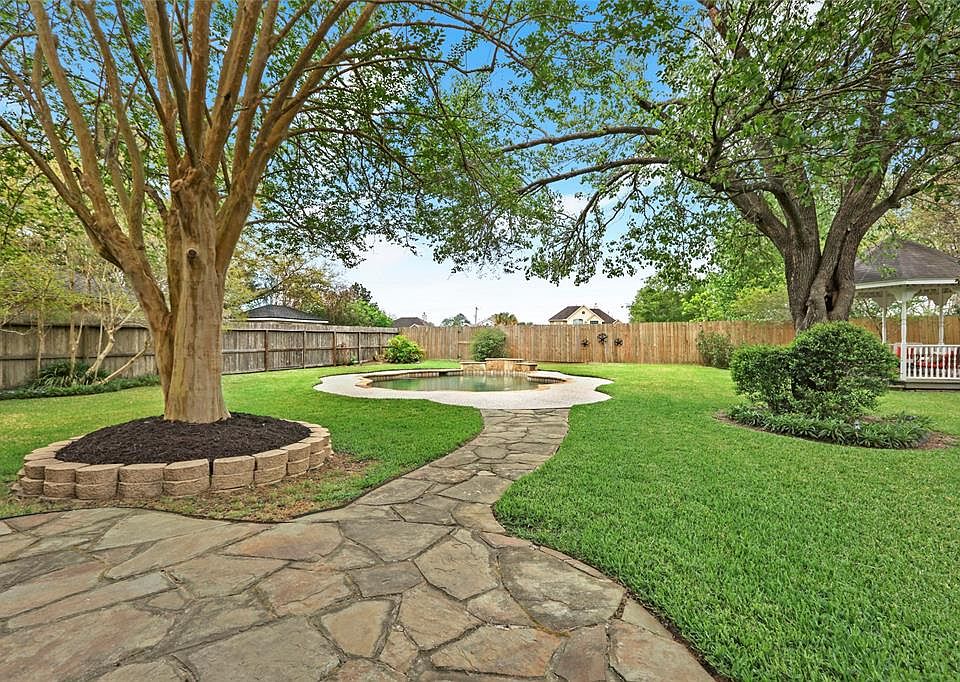 1st image of 5137 Carefree Dr
