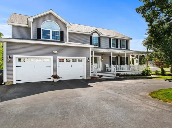261 Oak St, Methuen, MA 01844