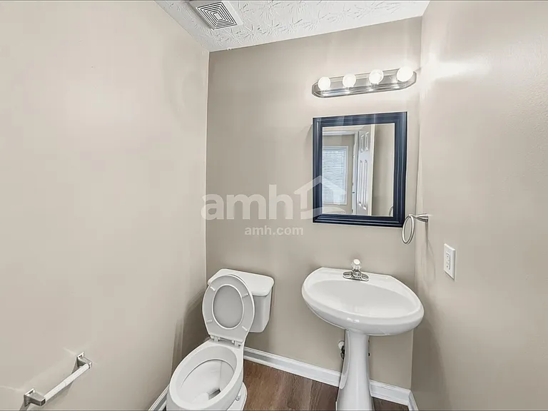 20 Kentshire Pl — Photo 8