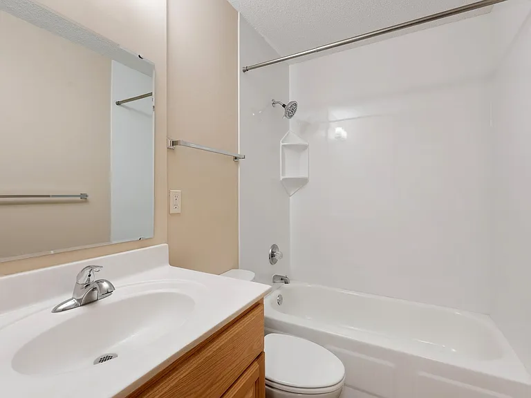 Townview Villas — Photo 6