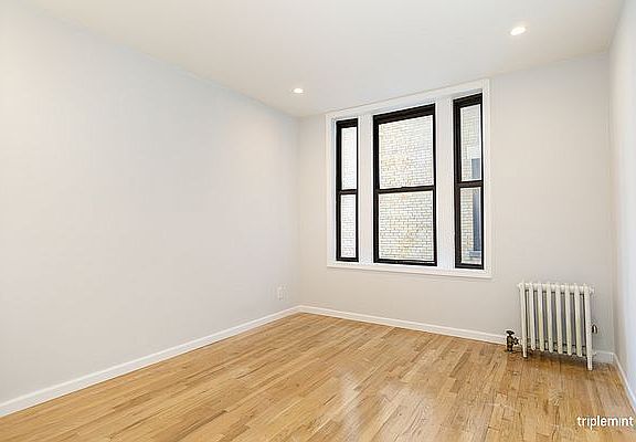 5th image of 274 W 140th St APT 45
