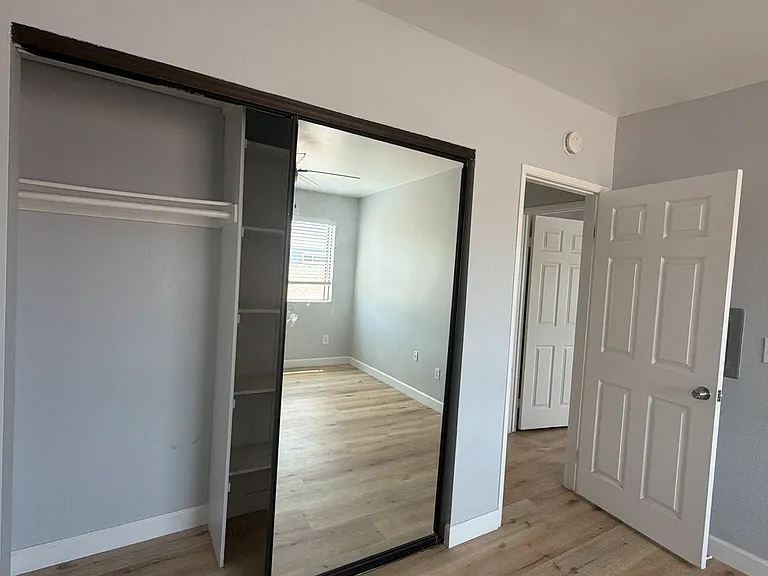 4435 Mississippi St #7 — Photo 24