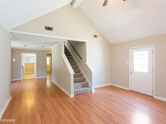 3rd image of 127 Village Dr #127