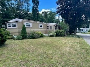 70 Bluebird Cir, Chicopee, MA 01020