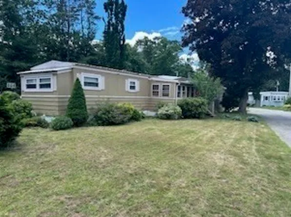 70 Bluebird Cir, Chicopee, MA 01020