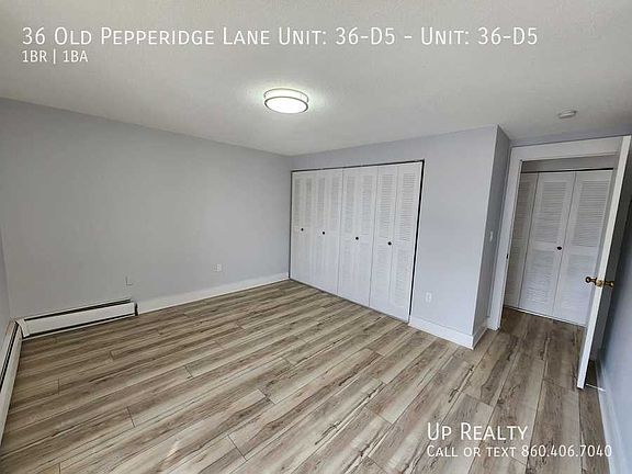 3rd image of 36 Old Pepperidge Ln Unit D5