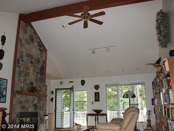 4th image of 10718 Holleybrooke Dr