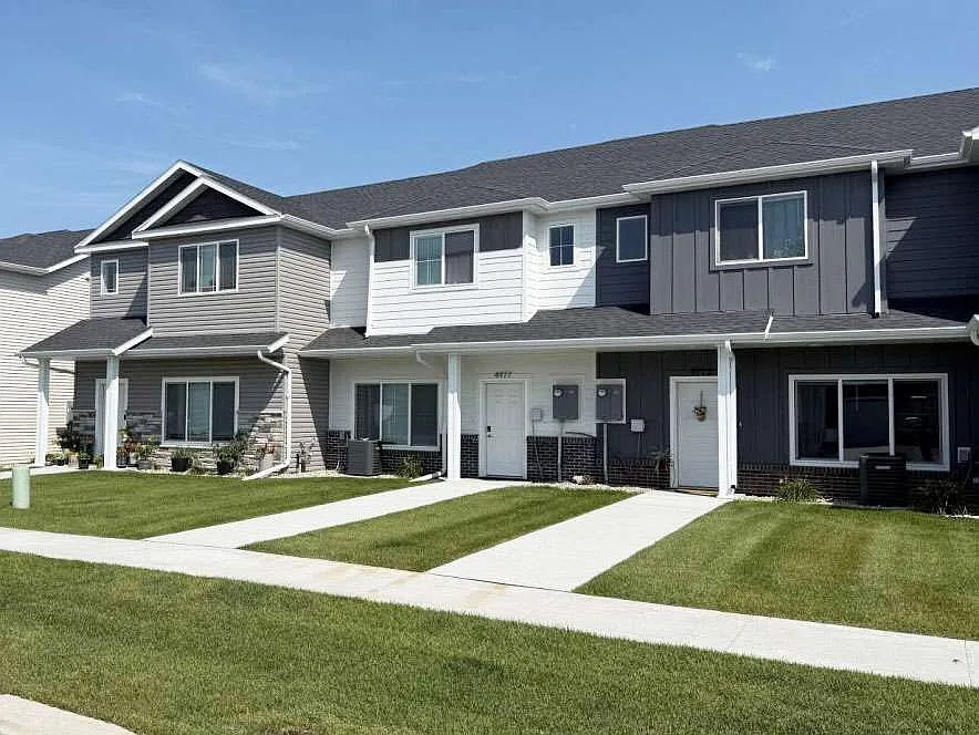 Valley View Town Homes