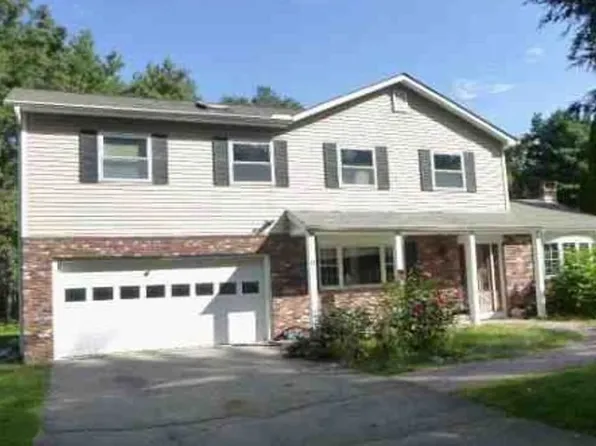 12 Bear Hills Rd, Newtown, CT 06470