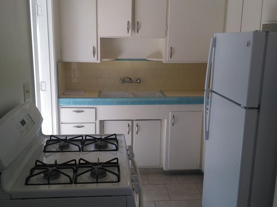 2nd image of 1013 Opal St