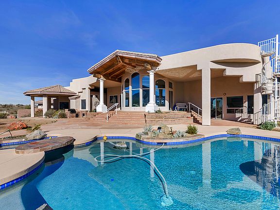 Pool with spa