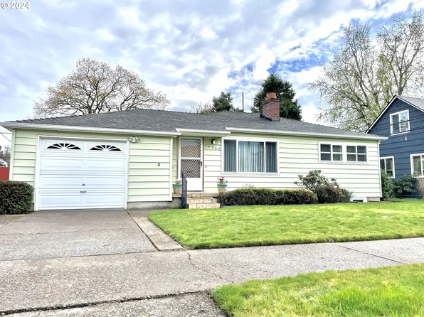 10930 NE Hancock St, Portland, OR 97220