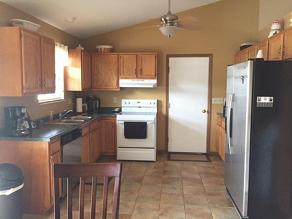 3rd image of 1661 Abby Dr