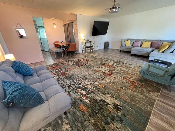 3rd image of 1005 Dogwood Ln