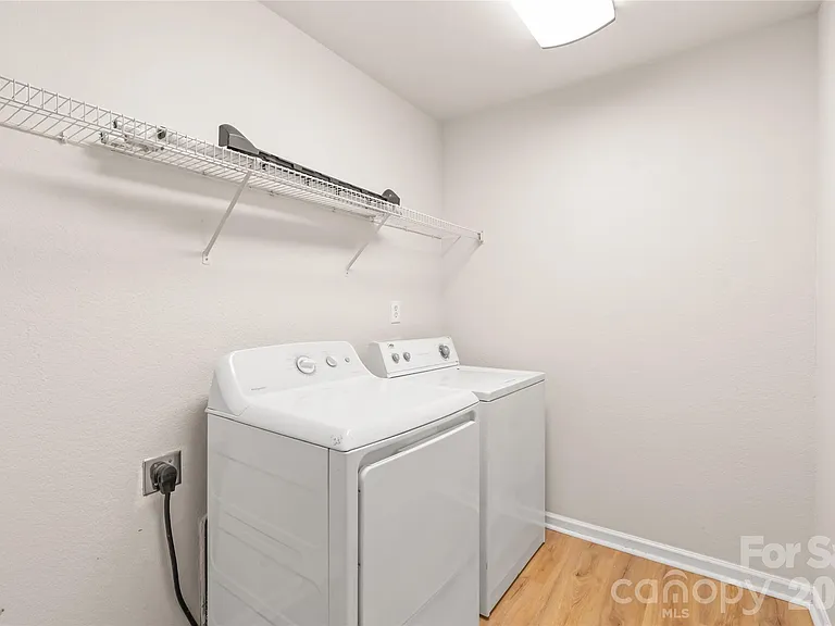 4506 Christenbury Hills Ln — Photo 12