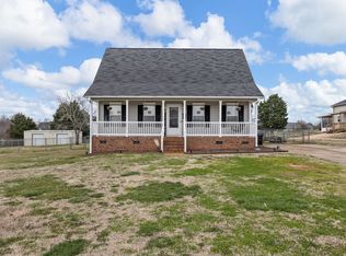 242 Rigs Dr, Boiling Springs, SC 29316