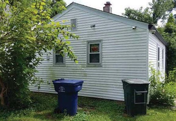 2nd image of 3433 Manhattan Ave