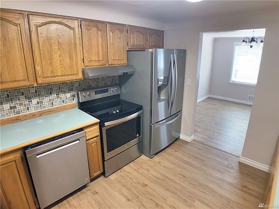 5th image of 4806 18th Ave SE