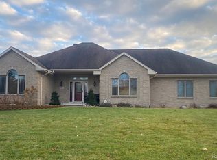 5161 Highpoint Dr, Swartz Creek, MI 48473