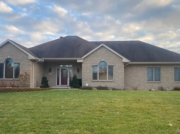 5161 Highpoint Dr, Swartz Creek, MI 48473