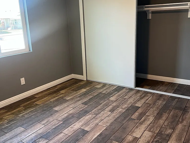 960 N H St #2 — Photo 12
