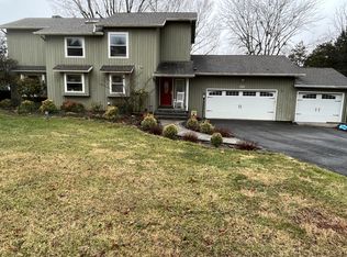 133 Lake Hollow Rd, Piney Flats, TN 37686