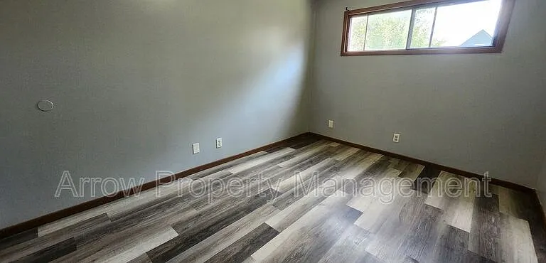 828 E St #105 — Photo 10