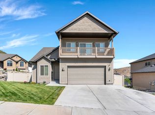 3883 E Hopi Rd, Eagle Mountain, UT 84005