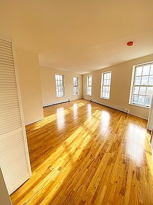 2nd image of 59 Christopher St APT 3C